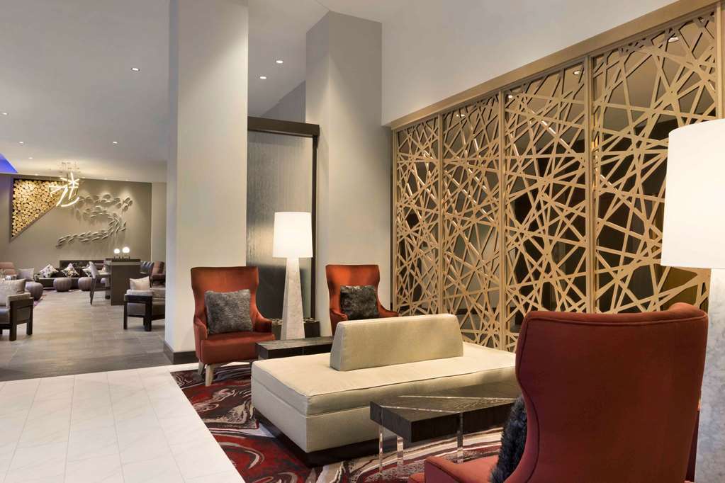 Embassy Suites By Hilton Minneapolis Downtown Hotel Interior photo